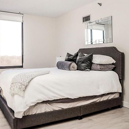 Short Term Rentals At The Park At Trowbridge Senior Community เซาท์ฟิลด์ ภายนอก รูปภาพ
