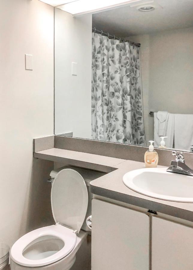 Short Term Rentals At The Park At Trowbridge Senior Community เซาท์ฟิลด์ ภายนอก รูปภาพ