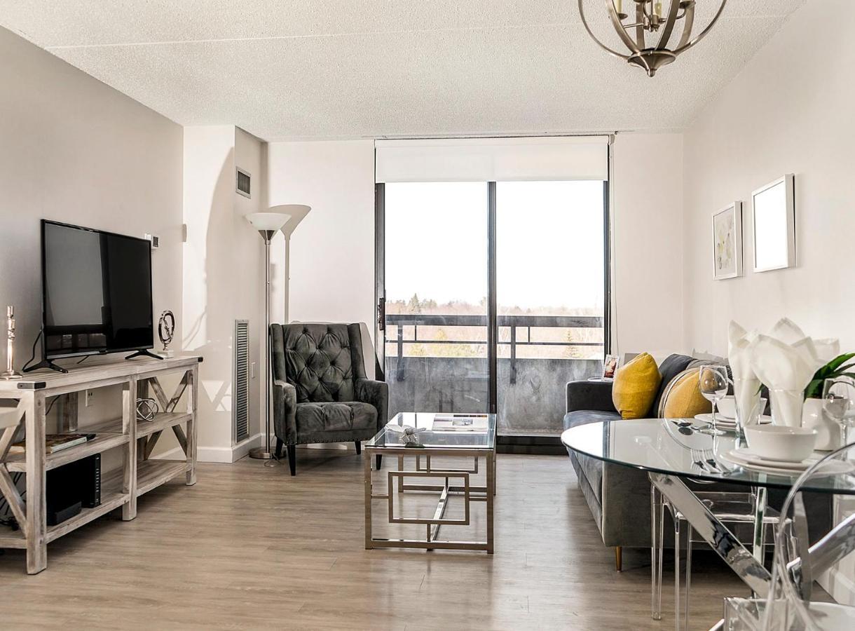 Short Term Rentals At The Park At Trowbridge Senior Community เซาท์ฟิลด์ ภายนอก รูปภาพ
